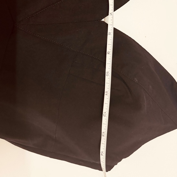 Chic Black Midi Body con Dress – Classic Little Black Dress (LBD) - Picture 5 of 7